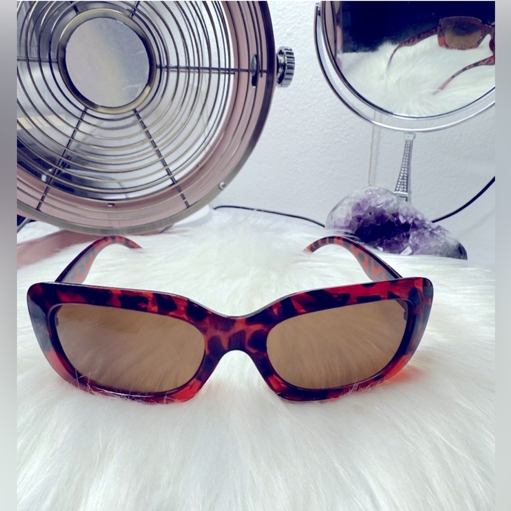 Tortoise Print Sunglasses